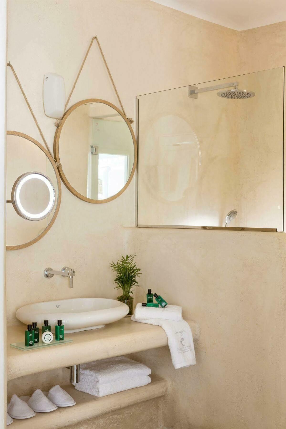Colours Of Mykonos Luxury Residences & Aparthotel 4*